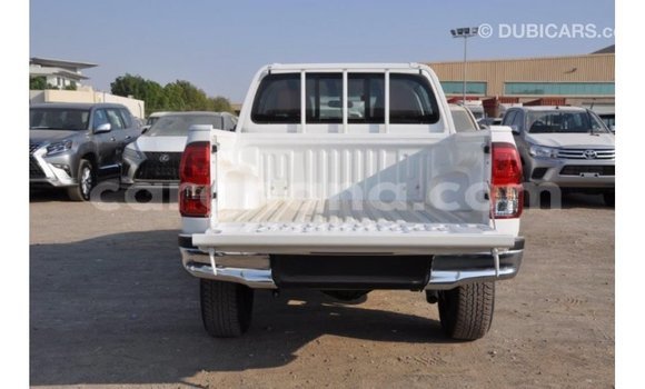 Buy Import Toyota Hilux White Car in Import - Dubai in Ashanti Buy Import Toyota Hilux White Car in Import - Dubai in Ashanti