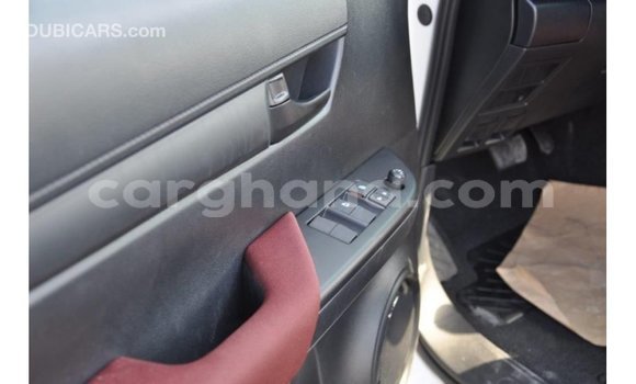 Buy Import Toyota Hilux White Car in Import - Dubai in Ashanti Buy Import Toyota Hilux White Car in Import - Dubai in Ashanti