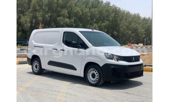 Ra Imported Peugeot Partner funfun Ọkọ̀ in Import - Dubai ni Ashanti Ra Imported Peugeot Partner funfun Ọkọ̀ in Import - Dubai ni Ashanti