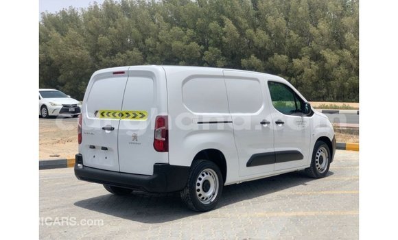Ra Imported Peugeot Partner funfun Ọkọ̀ in Import - Dubai ni Ashanti Ra Imported Peugeot Partner funfun Ọkọ̀ in Import - Dubai ni Ashanti