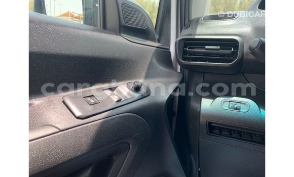 Ra Imported Peugeot Partner funfun Ọkọ̀ in Import - Dubai ni Ashanti Ra Imported Peugeot Partner funfun Ọkọ̀ in Import - Dubai ni Ashanti