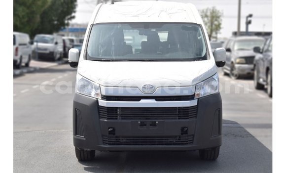 Ra Imported Toyota Hiace funfun Ọkọ̀ in Import - Dubai ni Ashanti