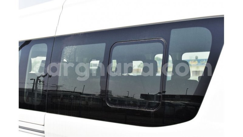 Big with watermark toyota hiace ashanti import dubai 45870