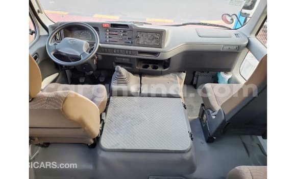 Buy Import Toyota Coaster White Car in Import - Dubai in Ashanti Buy Import Toyota Coaster White Car in Import - Dubai in Ashanti
