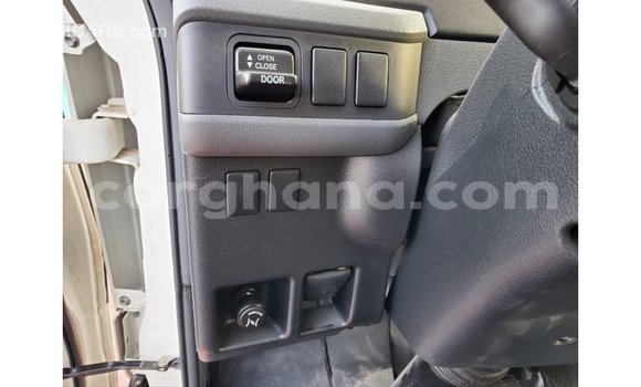 Buy Import Toyota Coaster White Car in Import - Dubai in Ashanti Buy Import Toyota Coaster White Car in Import - Dubai in Ashanti