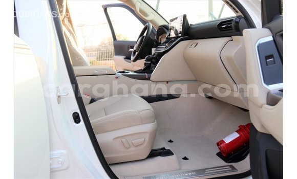 Buy Import Toyota Land Cruiser White Car in Import - Dubai in Ashanti Buy Import Toyota Land Cruiser White Car in Import - Dubai in Ashanti