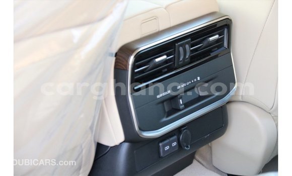 Buy Import Toyota Land Cruiser White Car in Import - Dubai in Ashanti Buy Import Toyota Land Cruiser White Car in Import - Dubai in Ashanti