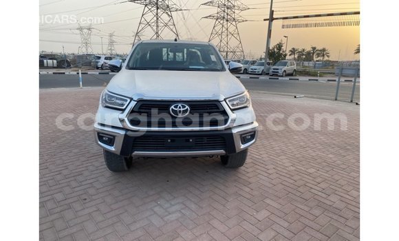 Buy Import Toyota Hilux White Car in Import - Dubai in Ashanti Buy Import Toyota Hilux White Car in Import - Dubai in Ashanti