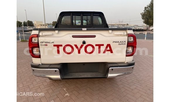 Buy Import Toyota Hilux White Car in Import - Dubai in Ashanti Buy Import Toyota Hilux White Car in Import - Dubai in Ashanti