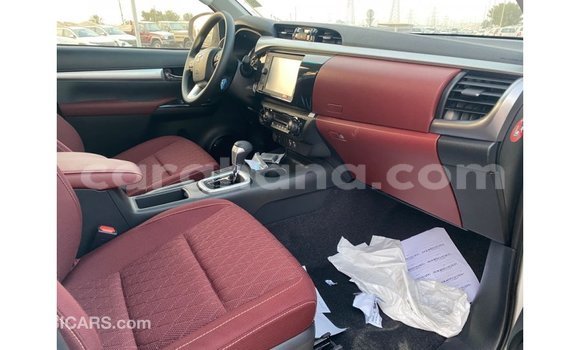 Buy Import Toyota Hilux White Car in Import - Dubai in Ashanti Buy Import Toyota Hilux White Car in Import - Dubai in Ashanti