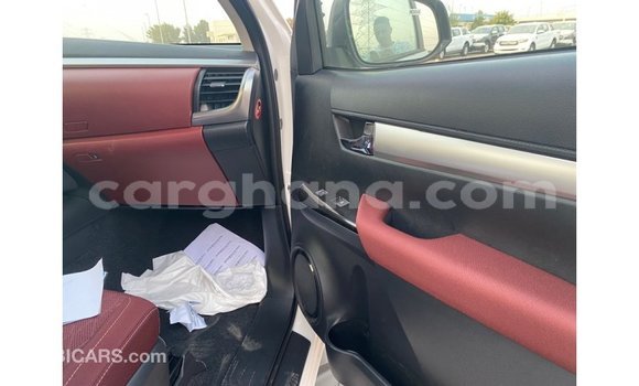Buy Import Toyota Hilux White Car in Import - Dubai in Ashanti Buy Import Toyota Hilux White Car in Import - Dubai in Ashanti
