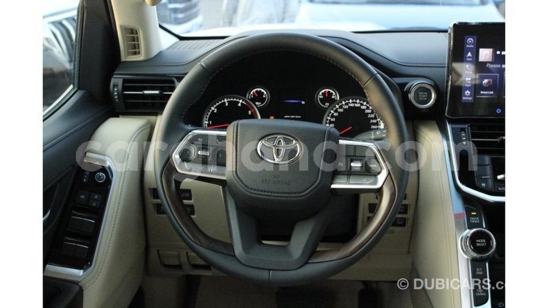 Big with watermark toyota land cruiser ashanti import dubai 45893