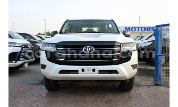 Buy Import Toyota Land Cruiser White Car in Import - Dubai in Ashanti Buy Import Toyota Land Cruiser White Car in Import - Dubai in Ashanti