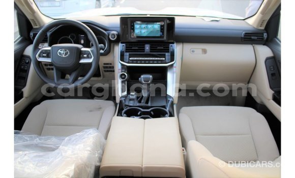 Buy Import Toyota Land Cruiser White Car in Import - Dubai in Ashanti Buy Import Toyota Land Cruiser White Car in Import - Dubai in Ashanti