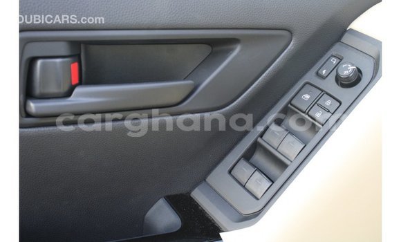 Buy Import Toyota Land Cruiser White Car in Import - Dubai in Ashanti Buy Import Toyota Land Cruiser White Car in Import - Dubai in Ashanti