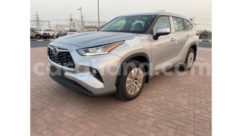 Big with watermark toyota highlander ashanti import dubai 45896