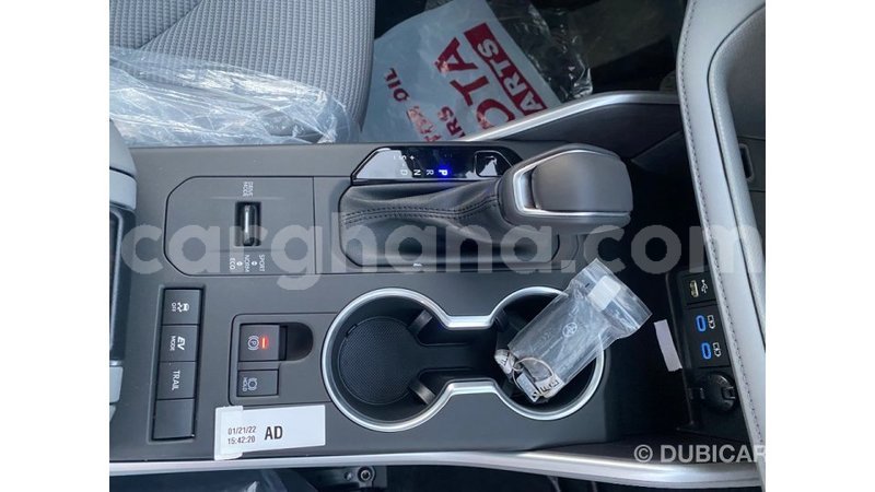 Big with watermark toyota highlander ashanti import dubai 45896