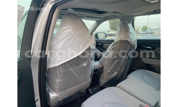 Buy Import Toyota Highlander Other Car in Import - Dubai in Ashanti Buy Import Toyota Highlander Other Car in Import - Dubai in Ashanti