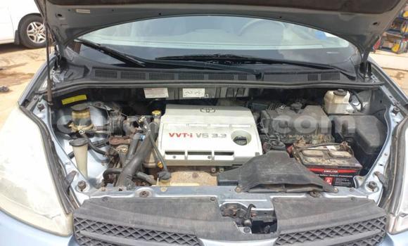 Buy Used Toyota Sienna Blue Car in Sekondi–Takoradi Metropolitan in Western Buy Used Toyota Sienna Blue Car in Sekondi–Takoradi Metropolitan in Western