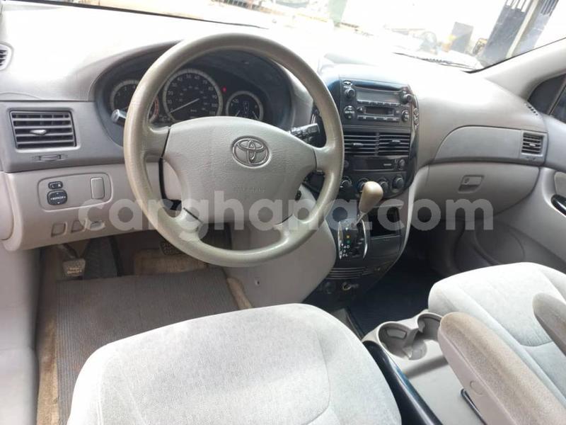 Big with watermark toyota sienna western sekondi takoradi metropolitan 45897