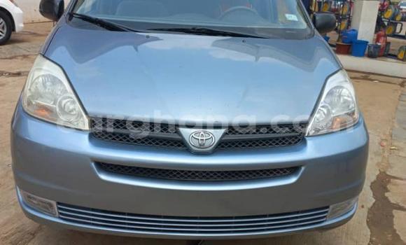 Buy Used Toyota Sienna Blue Car in Sekondi–Takoradi Metropolitan in Western Buy Used Toyota Sienna Blue Car in Sekondi–Takoradi Metropolitan in Western