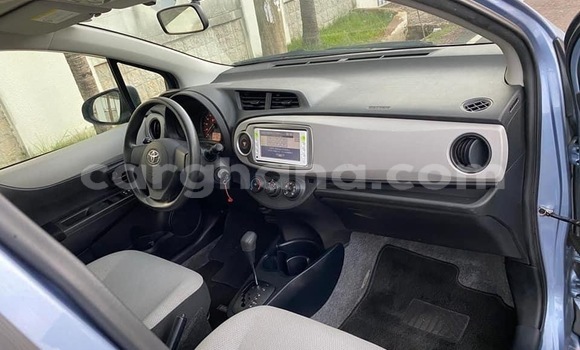Sayi Na hannu Toyota Vitz Blue Mota in Accra a Greater Accra Sayi Na hannu Toyota Vitz Blue Mota in Accra a Greater Accra