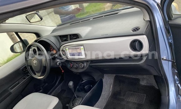 Sayi Na hannu Toyota Vitz Blue Mota in Accra a Greater Accra Sayi Na hannu Toyota Vitz Blue Mota in Accra a Greater Accra