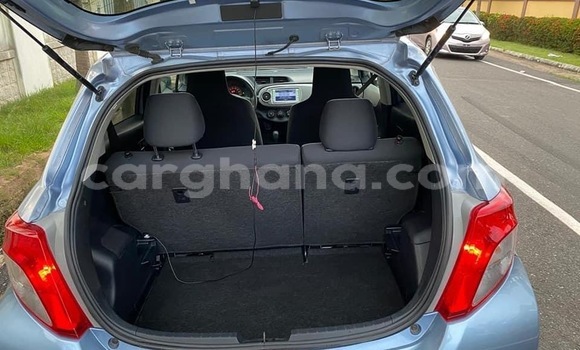 Sayi Na hannu Toyota Vitz Blue Mota in Accra a Greater Accra Sayi Na hannu Toyota Vitz Blue Mota in Accra a Greater Accra