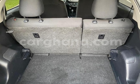 Buy Used Toyota Vitz Silver Car in Accra in Greater Accra Buy Used Toyota Vitz Silver Car in Accra in Greater Accra