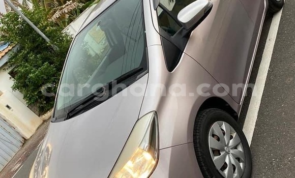 Buy Used Toyota Vitz Silver Car in Accra in Greater Accra Buy Used Toyota Vitz Silver Car in Accra in Greater Accra