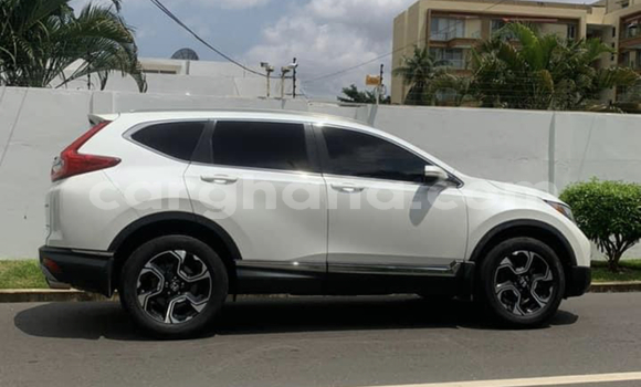 Sayi Na hannu Honda CR–V White Mota in Accra a Greater Accra Sayi Na hannu Honda CR–V White Mota in Accra a Greater Accra