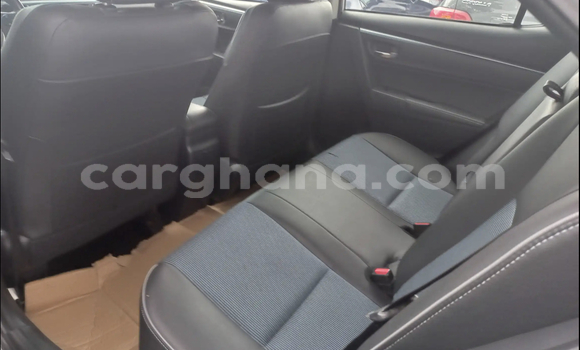 Sayi Na hannu Toyota Corolla Azurfa Mota in Accra a Greater Accra Sayi Na hannu Toyota Corolla Azurfa Mota in Accra a Greater Accra