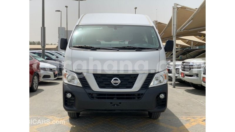 Big with watermark nissan urvan ashanti import dubai 45922