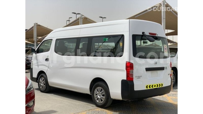 Big with watermark nissan urvan ashanti import dubai 45922