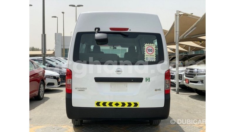 Big with watermark nissan urvan ashanti import dubai 45922