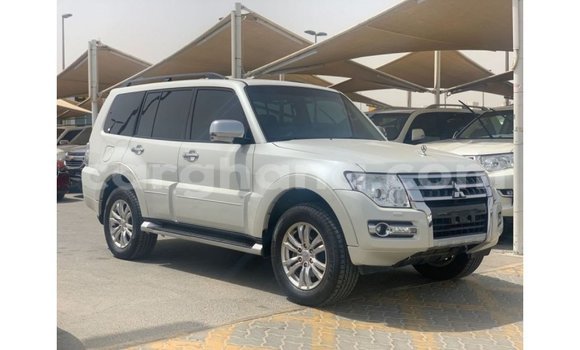 Ra Imported Mitsubishi Pajero funfun Ọkọ̀ in Import - Dubai ni Ashanti Ra Imported Mitsubishi Pajero funfun Ọkọ̀ in Import - Dubai ni Ashanti