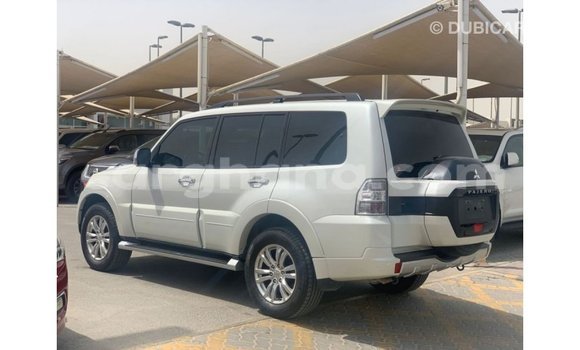 Ra Imported Mitsubishi Pajero funfun Ọkọ̀ in Import - Dubai ni Ashanti Ra Imported Mitsubishi Pajero funfun Ọkọ̀ in Import - Dubai ni Ashanti