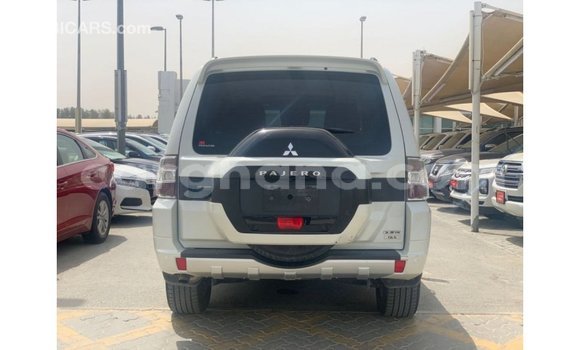 Ra Imported Mitsubishi Pajero funfun Ọkọ̀ in Import - Dubai ni Ashanti Ra Imported Mitsubishi Pajero funfun Ọkọ̀ in Import - Dubai ni Ashanti