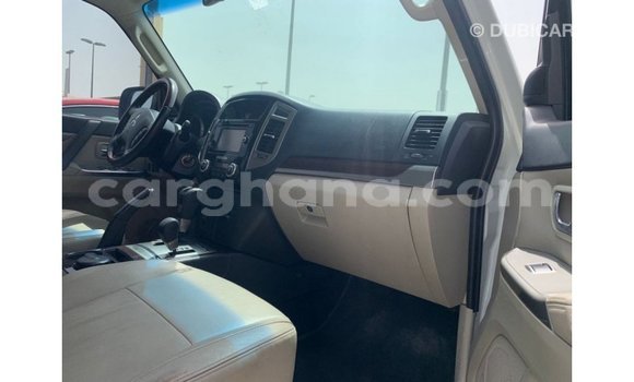 Ra Imported Mitsubishi Pajero funfun Ọkọ̀ in Import - Dubai ni Ashanti Ra Imported Mitsubishi Pajero funfun Ọkọ̀ in Import - Dubai ni Ashanti
