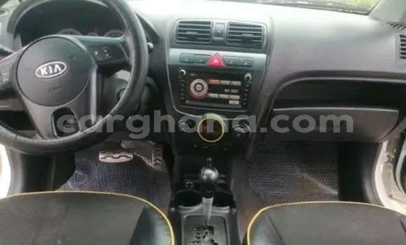 Buy Used Toyota Corolla White Car in Accra in Greater Accra Buy Used Toyota Corolla White Car in Accra in Greater Accra
