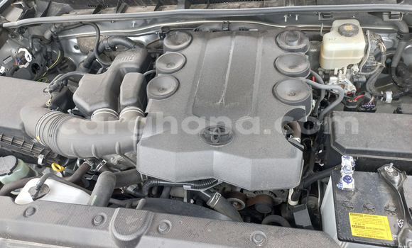 Ra Àlòkù Toyota 4Runner Silver Ọkọ̀ in Accra ni Greater Accra Ra Àlòkù Toyota 4Runner Silver Ọkọ̀ in Accra ni Greater Accra