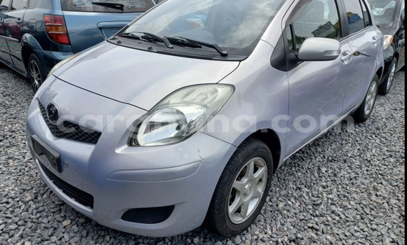 Sayi Na hannu Toyota Vitz Azurfa Mota in Accra a Greater Accra Sayi Na hannu Toyota Vitz Azurfa Mota in Accra a Greater Accra