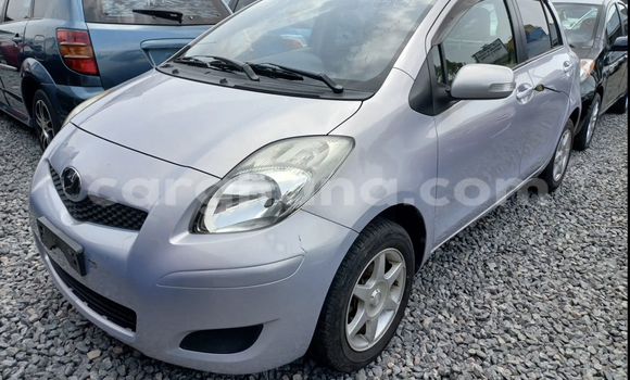 Sayi Na hannu Toyota Vitz Azurfa Mota in Accra a Greater Accra Sayi Na hannu Toyota Vitz Azurfa Mota in Accra a Greater Accra