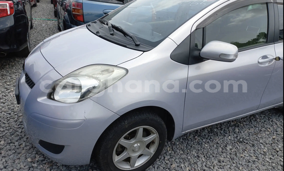 Sayi Na hannu Toyota Vitz Azurfa Mota in Accra a Greater Accra Sayi Na hannu Toyota Vitz Azurfa Mota in Accra a Greater Accra