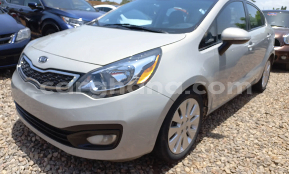 Sayi Na hannu Kia Rio Azurfa Mota in Accra a Greater Accra Sayi Na hannu Kia Rio Azurfa Mota in Accra a Greater Accra