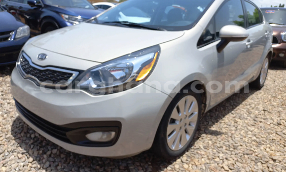 Sayi Na hannu Kia Rio Azurfa Mota in Accra a Greater Accra Sayi Na hannu Kia Rio Azurfa Mota in Accra a Greater Accra