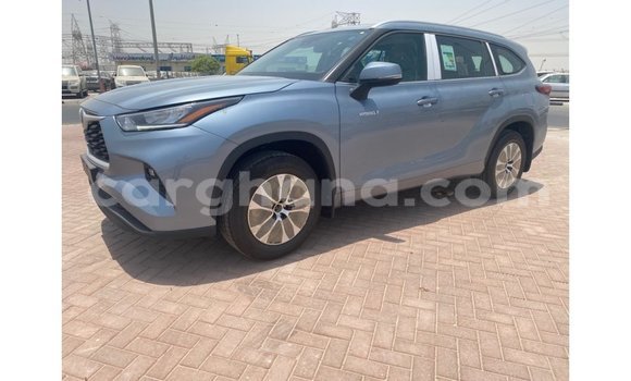 Ra Imported Toyota Highlander Blue Ọkọ̀ in Import - Dubai ni Ashanti