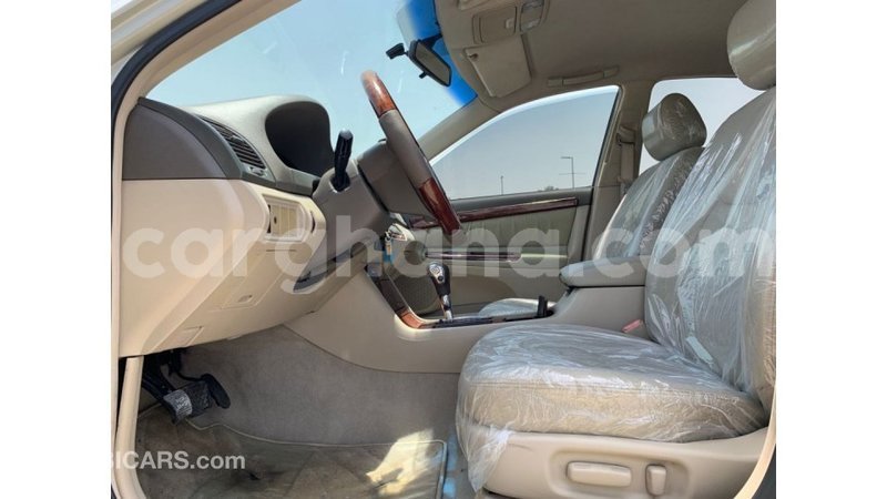 Big with watermark toyota camry ashanti import dubai 45968