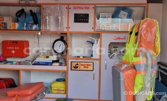 Ra Imported Toyota Hiace funfun Ọkọ̀ in Import - Dubai ni Ashanti Ra Imported Toyota Hiace funfun Ọkọ̀ in Import - Dubai ni Ashanti