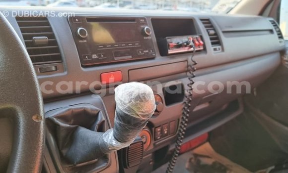 Ra Imported Toyota Hiace funfun Ọkọ̀ in Import - Dubai ni Ashanti Ra Imported Toyota Hiace funfun Ọkọ̀ in Import - Dubai ni Ashanti